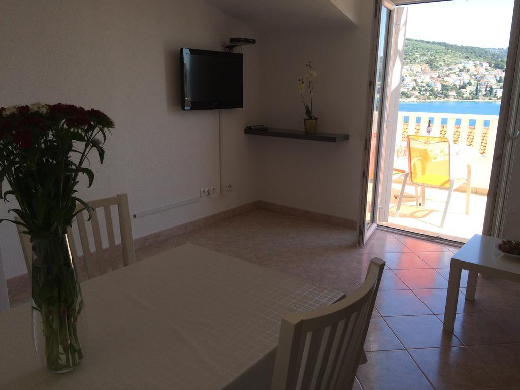 Apartments Crnjac Trogir Pokój zdjęcie
