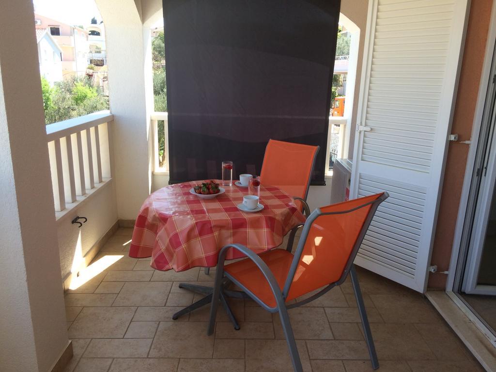 Apartments Crnjac Trogir Zewnętrze zdjęcie