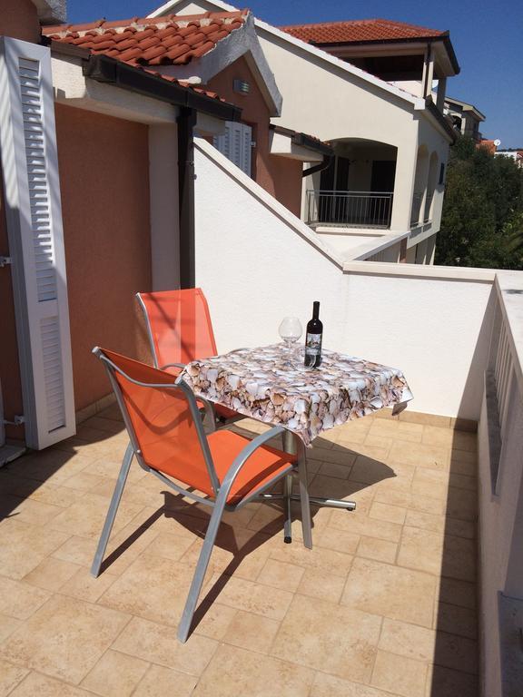 Apartments Crnjac Trogir Zewnętrze zdjęcie