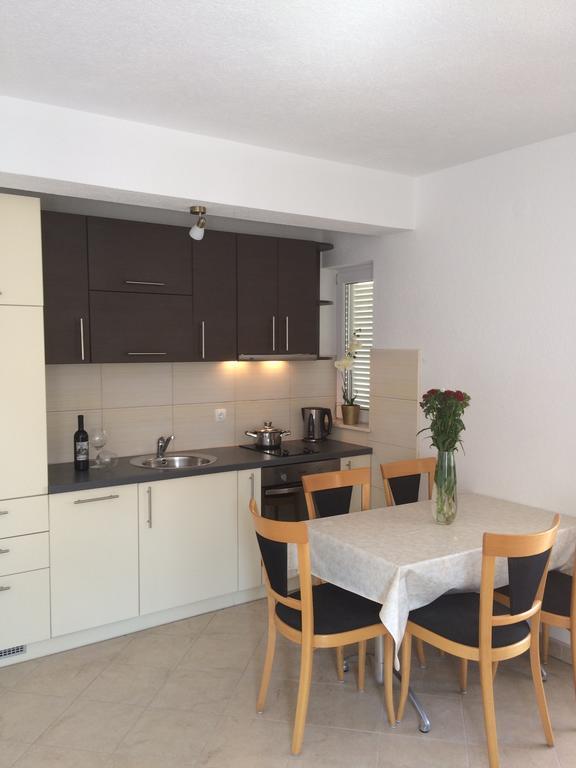 Apartments Crnjac Trogir Zewnętrze zdjęcie